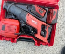 Hilti SR 4-A22 Cordless Reciprocating Saw Kit (Includes Battery & Charger)