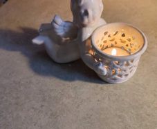 Small angel figurines candle holder
