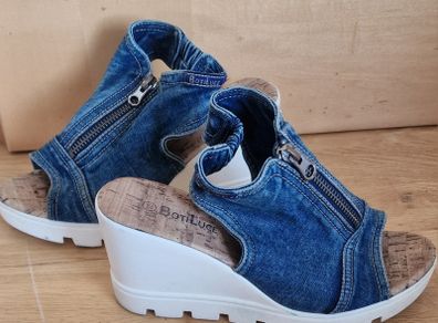 Denim wedges, size 3