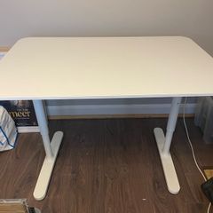 Office desk 100 X 80 cm with adjustable height
