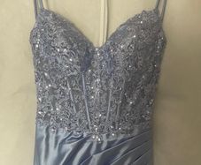 Danni's closet dress XS