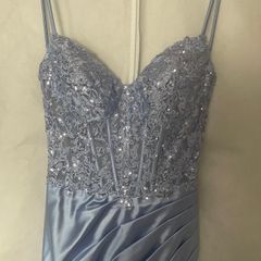 Danni's closet dress XS