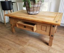 pine table