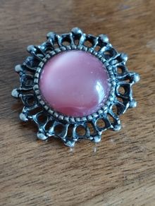 Vintage pink cabochon brooch.