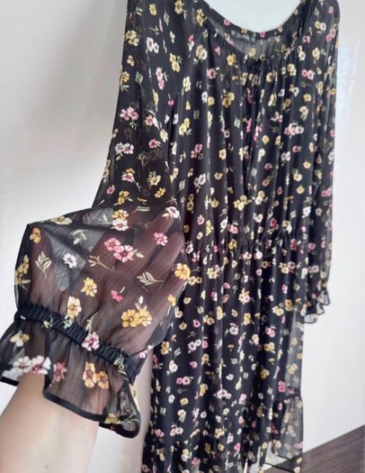 Dunnes Stores Black Floral Dress Size 14/42 - Sheer Sleeves - Knee Length