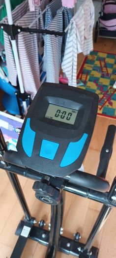 OneBodyFit cross trainer