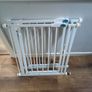 Bettacare Auto Close stair gate 68.5-75cm Image 2