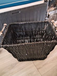 Log basket