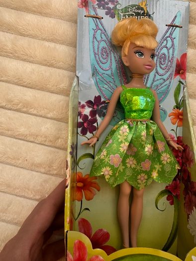 Disney Fairies Jakks Pacific Tinker Bell Fashion Doll approx. 23cm. Damaged Box and wing - a bit Please see photos