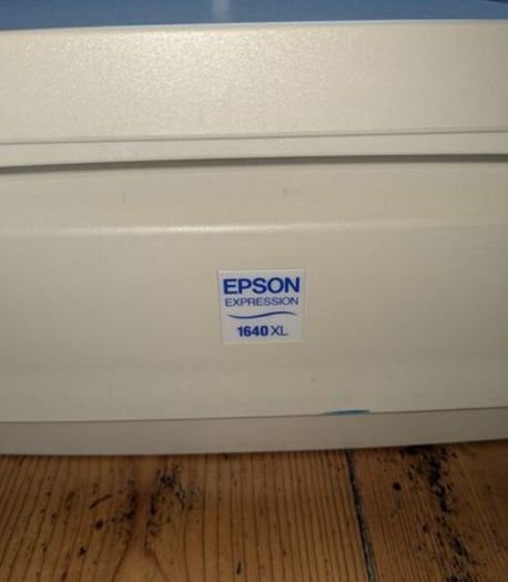 EPSON 1640XL professional A3 flat bed scanner