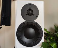 Dynaudio Lyd 7 (pair) + Stands