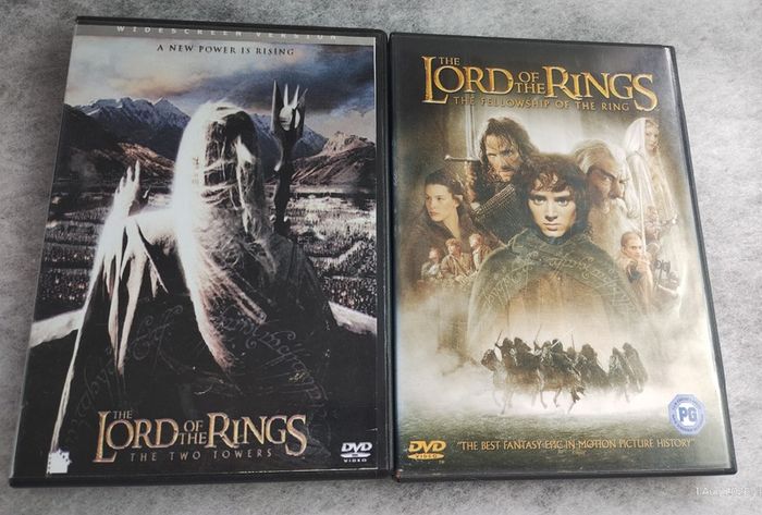 2 Lord of the Rings DVD's (26274)