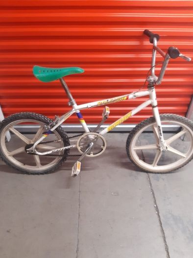 Bmx Vintage  very nice all works