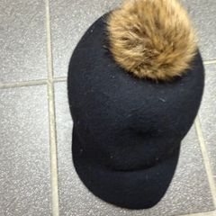kids hat horse riding