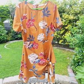 Floral Dress Urban Bliss - 10