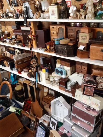 Jewellery box