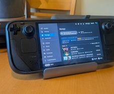 Steam Deck OLED 1T + 512Gb  + dock + cases - mint condition