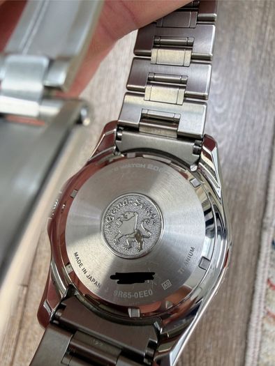Grand Seiko SGBA463 dive watch. Titanium, Spring Drive, Full Set