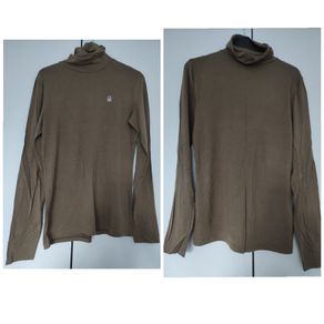 Clothes- women's turtleneck L