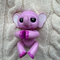 Fingerlings Elephant Nina Pink  Used Please look at the pictures