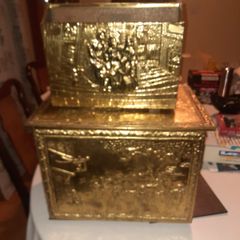 vintage log box and magazine rack