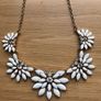 Necklace floral ivory cream Image 2