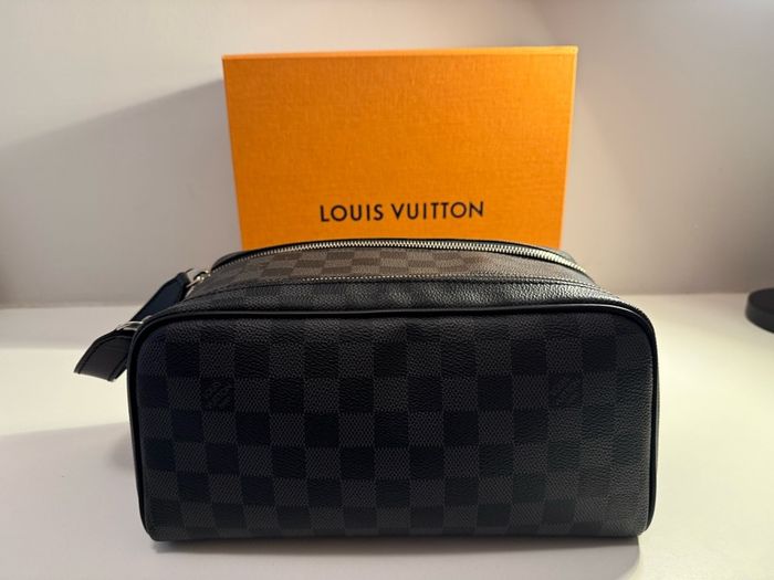 Louis Vuitton Dopp Kit