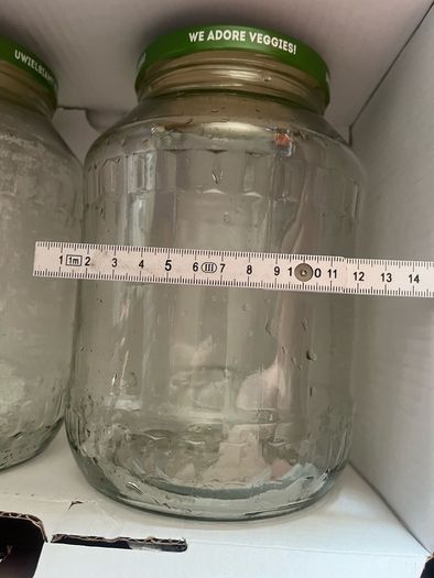 Glass jars 2.5 litres