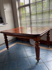 Table. Antique