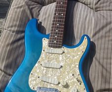 Fender Strat Plus Deluxe (1996)