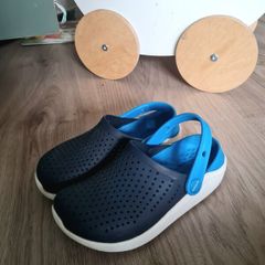 Boys Crocs VGC size Junior 2