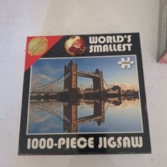 World's Smallest 1000 piece jigsaw - Tower of London