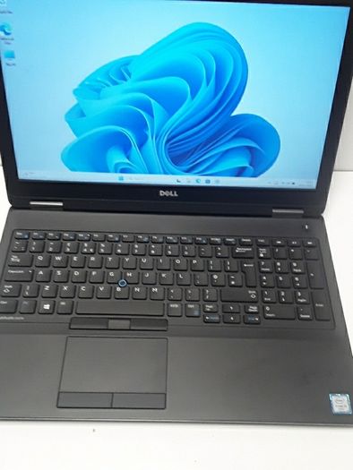 Dell Latitude E5570 | Intel Core i5-6200U | 16GB RAM | 256GB SSD | 15.6 Laptop
