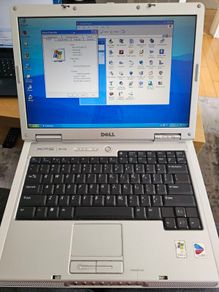 Retro DELL XPS M140 Laptop running WIN XP
