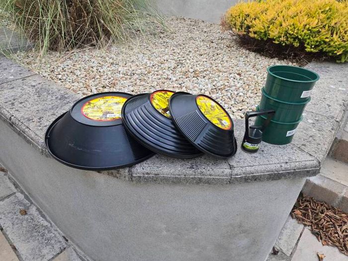 Gold Panning Set