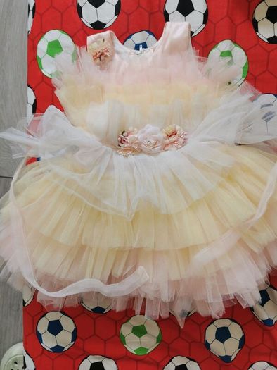 girl skirt