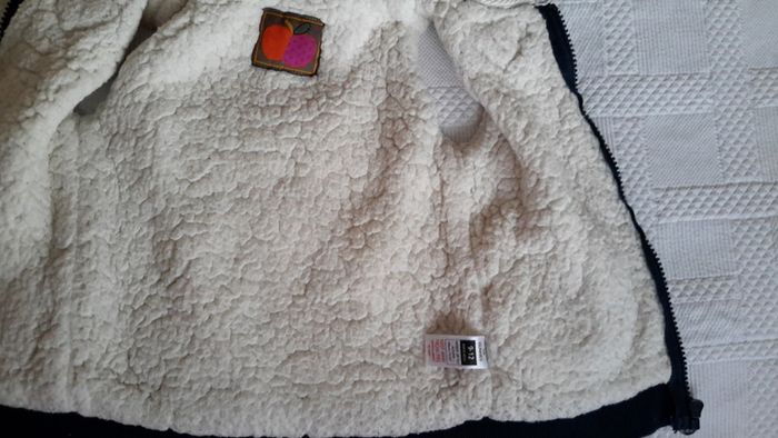 Girls warm gilet 9 -12 months