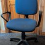 blue office chair Image 3