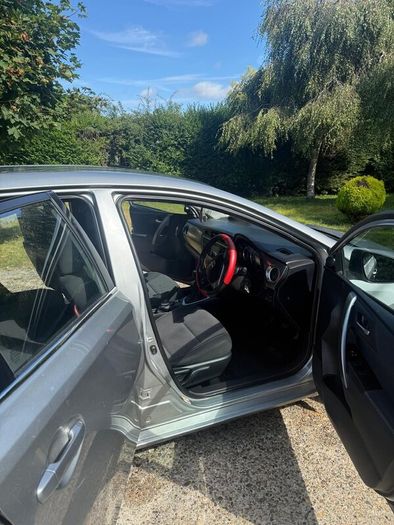 Toyota Auris 131