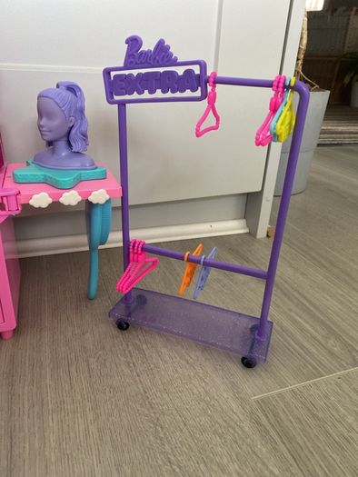 Barbie set