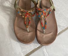 Pretty Ladies Sandals size 5
