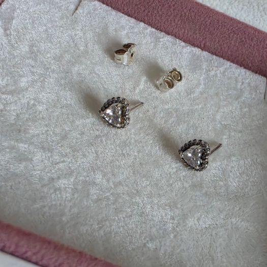 Pandora elevated heart stud earrings very good condition