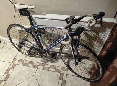 Giant Defy