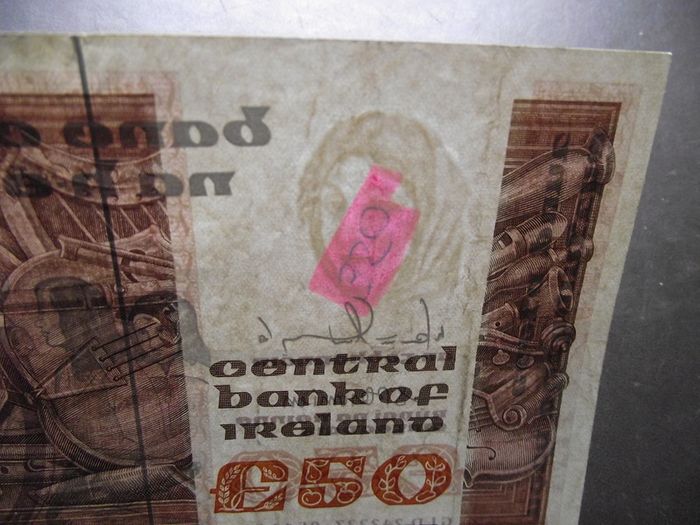 1991 Central Bank of Ireland 50 Pounds note. B Series