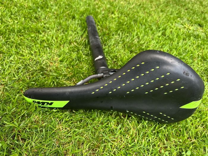 KTM Seatpost Black 27,2mm & saddle