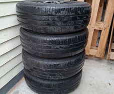 195/65/15 Kumho tyres & alloys