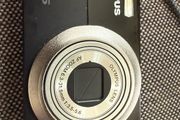 Digital camera Olympus X-915