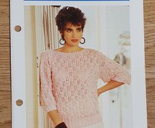 New - A Knitting Pattern - Candy Bobble Top - E