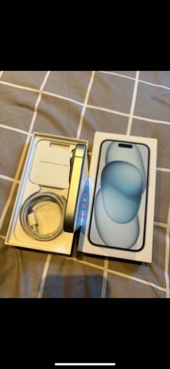 Iphone 15  ( Unlocked & Like New )