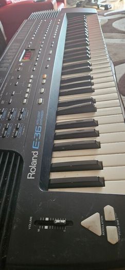 Keyboard  Roland e36, rare